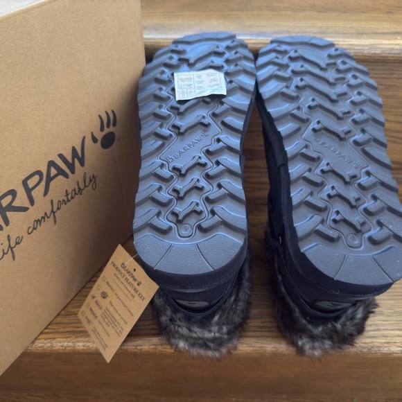 BearPaw Blue Konnie Boots Suede and Shearling 9 NWT - Picture 7 of 7